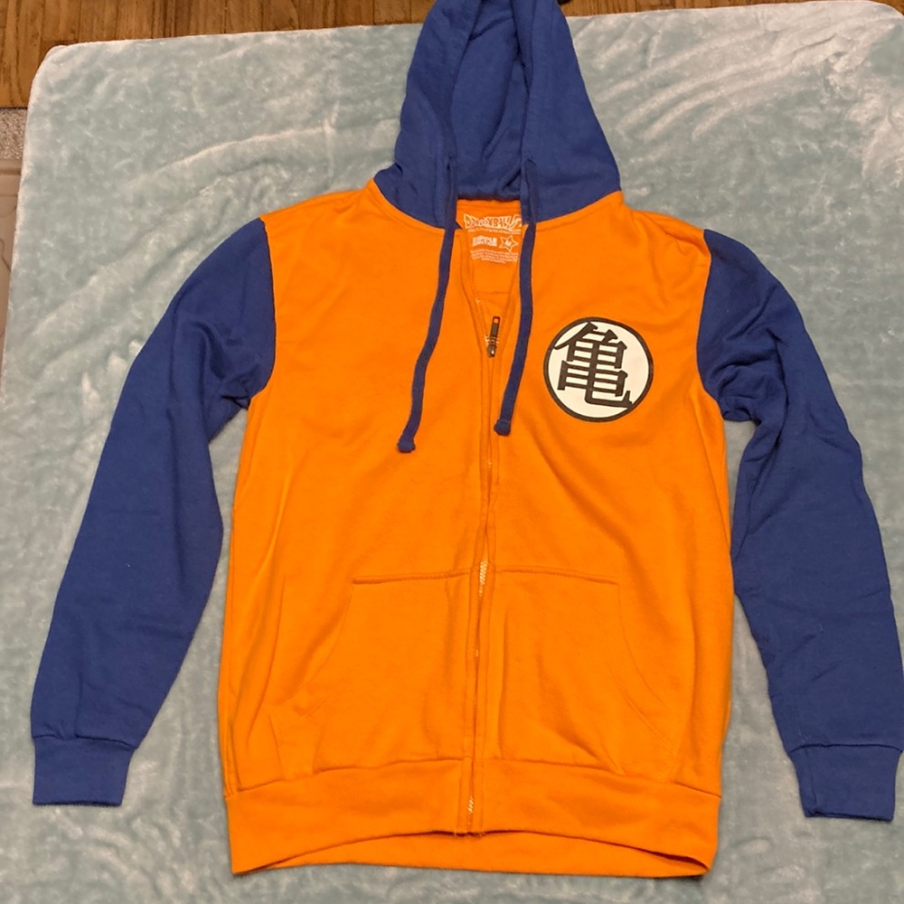 Men’s dragon ball Z hoodie, size M